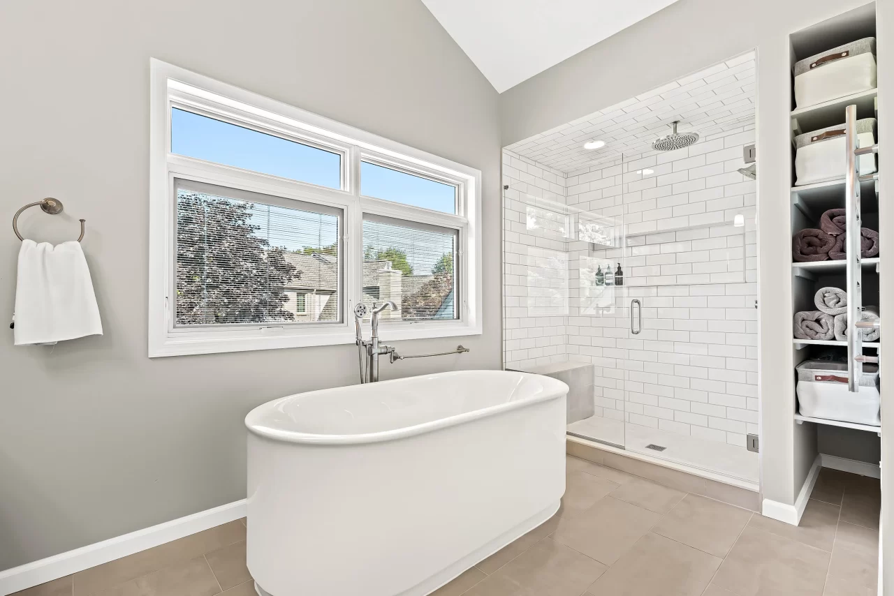 Master and More! — Bath + Closet Suite in Newport, KY