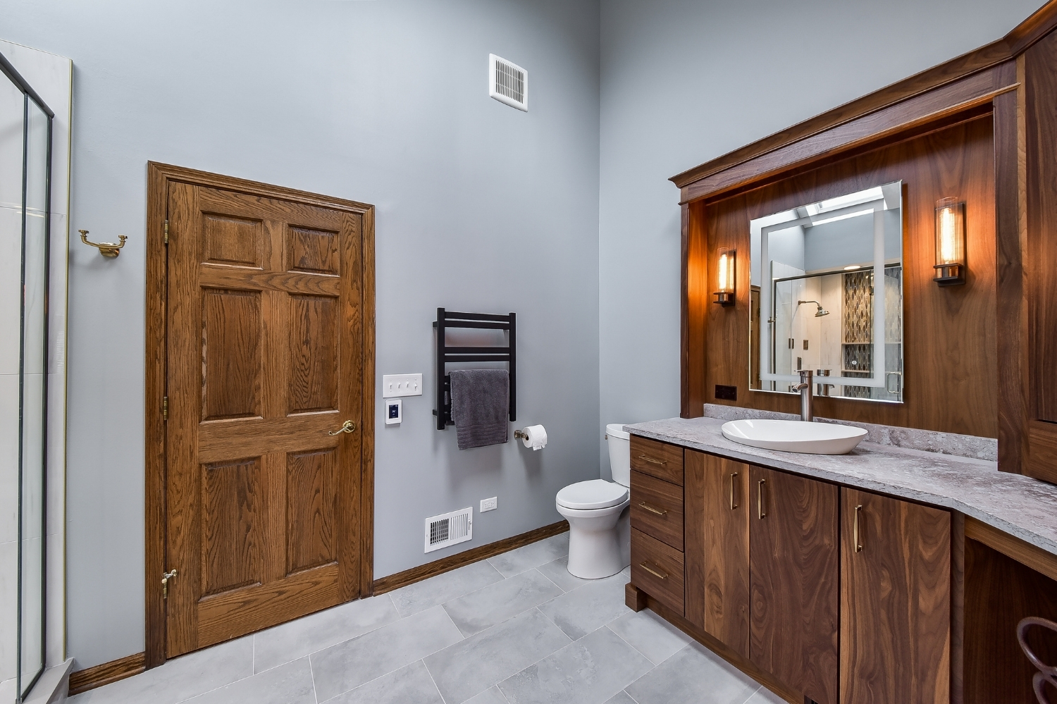 Luxury Cabin Master Bath Remodel — photo 2