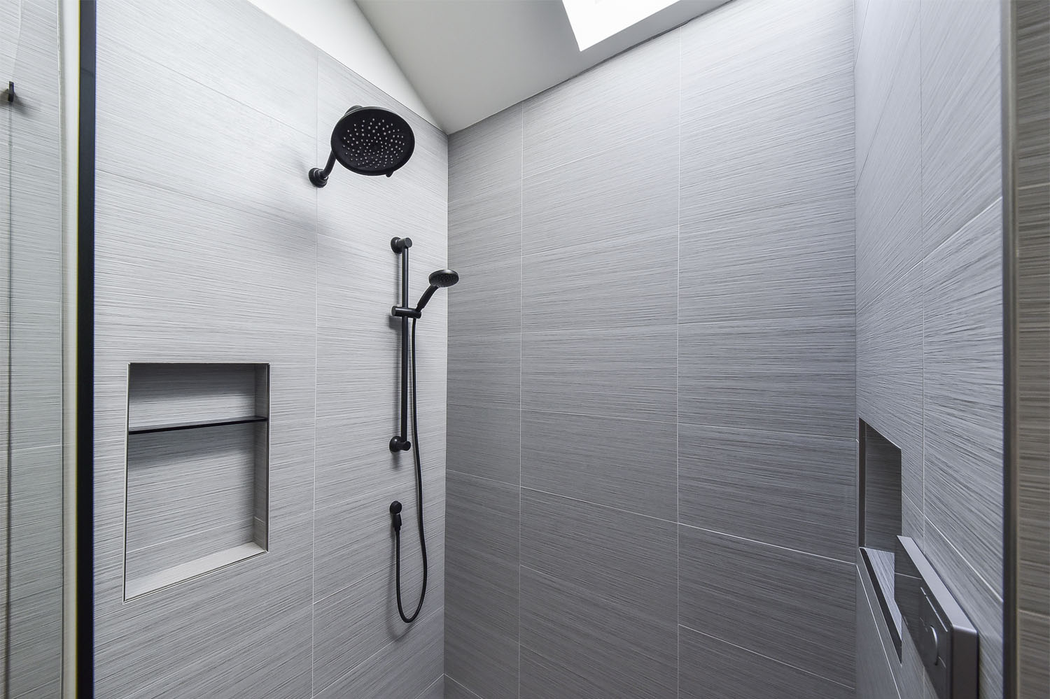 Stunningly Spa Mater Bath Remodel — photo 2