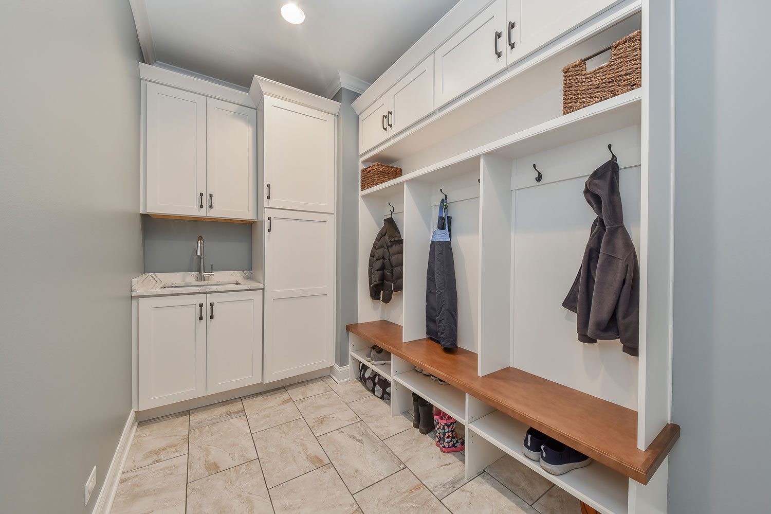 Clean Country Laundry and Mudroom Remodel — photo 2