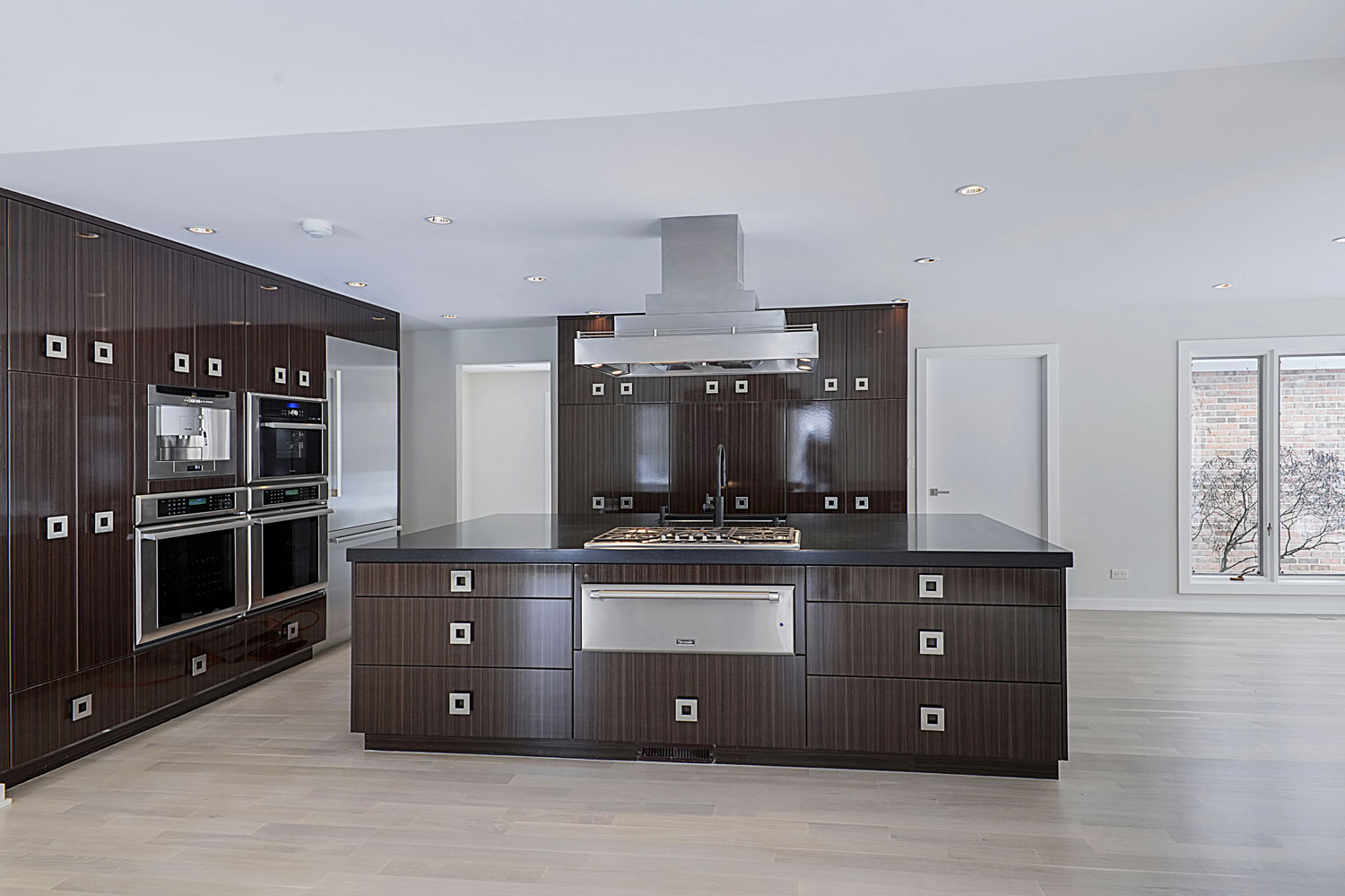 Rustic Cream Kitchen Remodel — photo 3