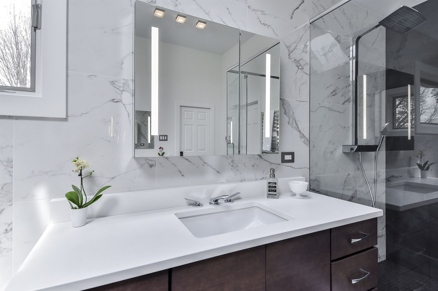 Seamlessly Sharp Master Bath Remodel — photo 3
