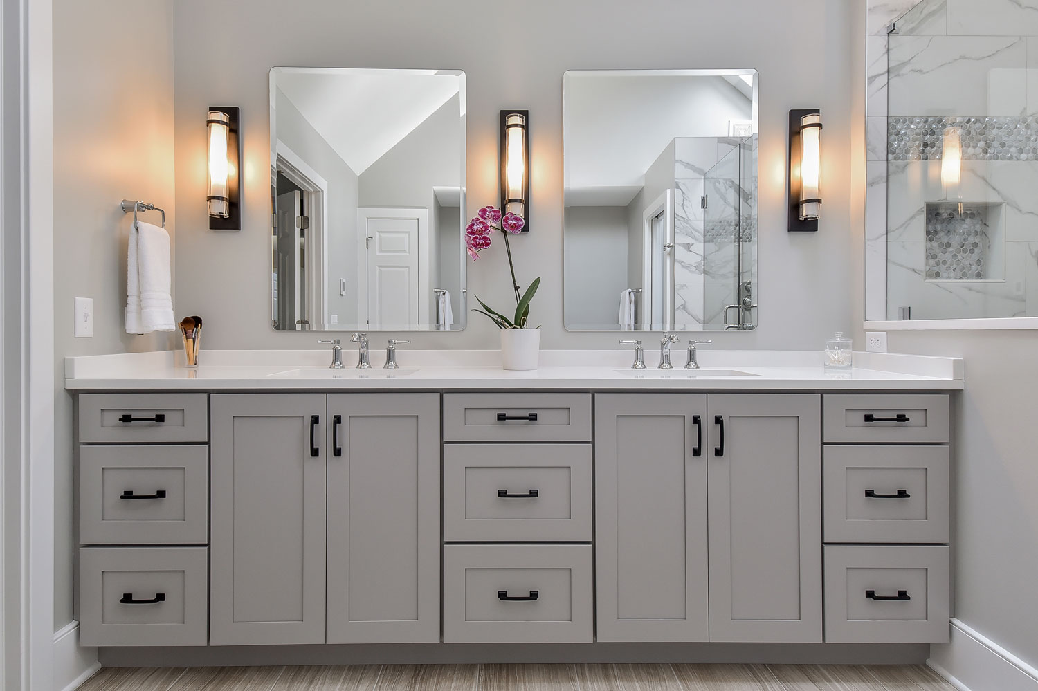 Strikingly Tasteful Master Bath Remodel — photo 3