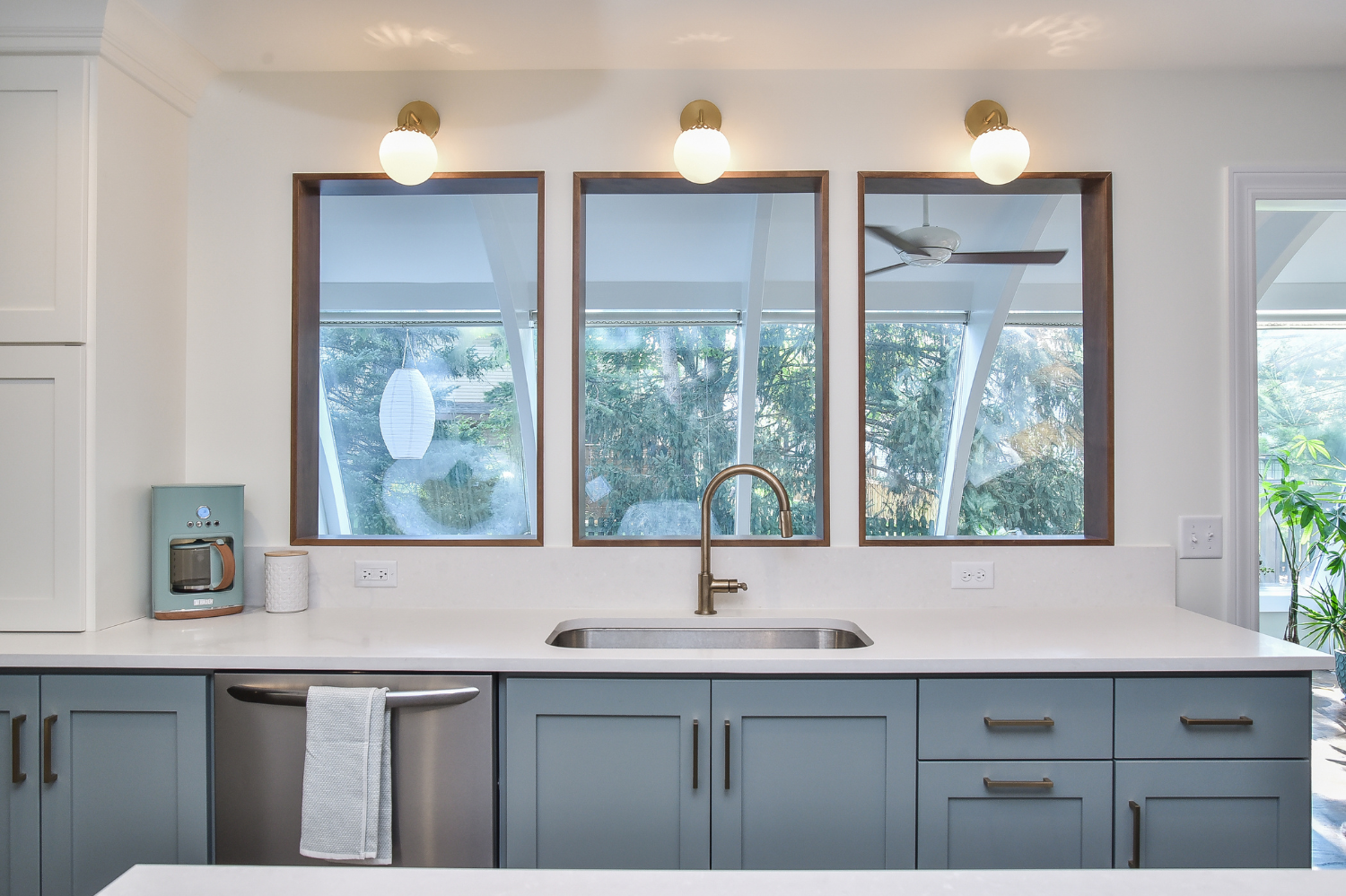 Blue Serenity Kitchen Remodel Photos — photo 4