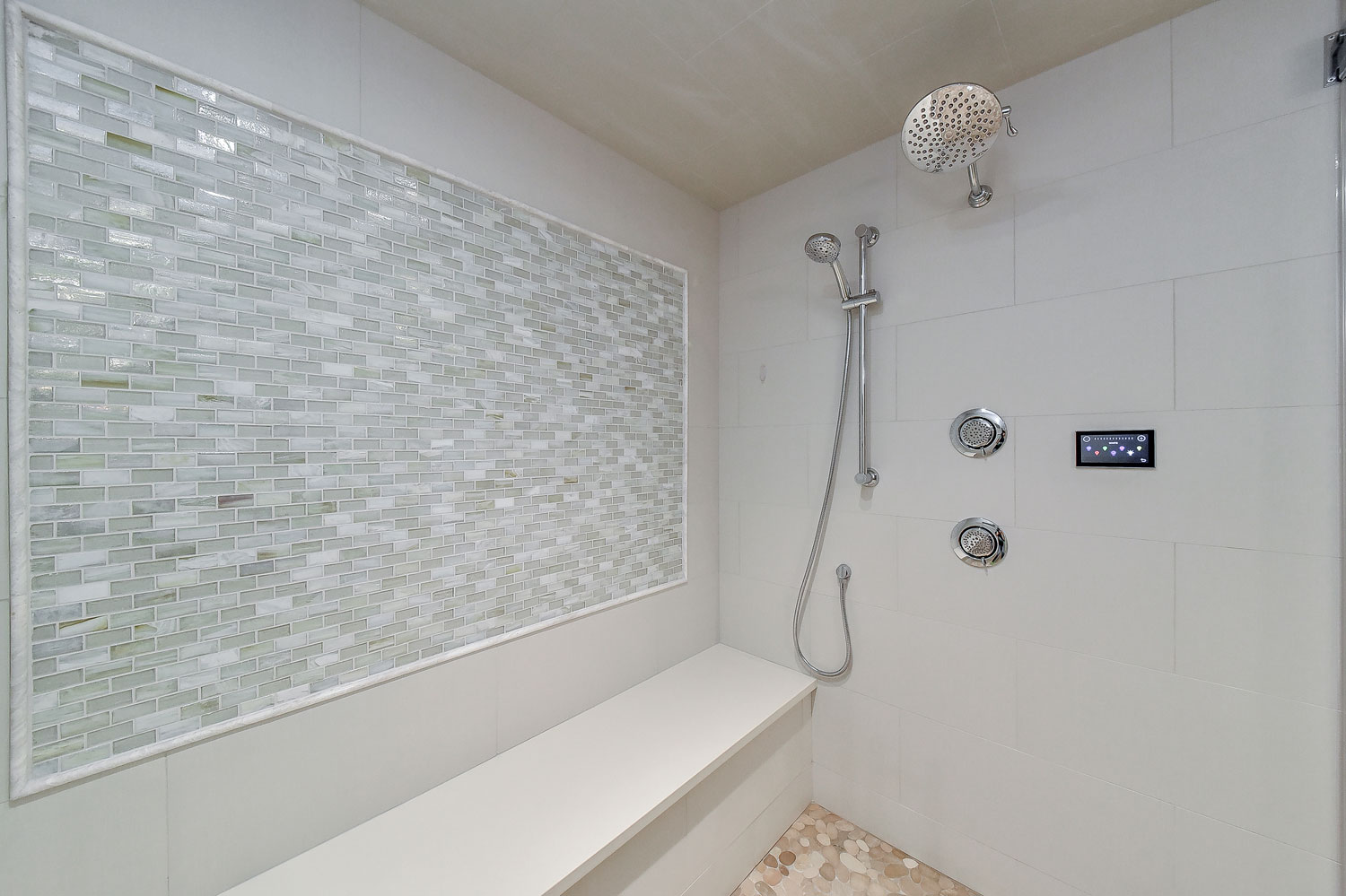 Lovingly Warm Master Bath Remodel — photo 4