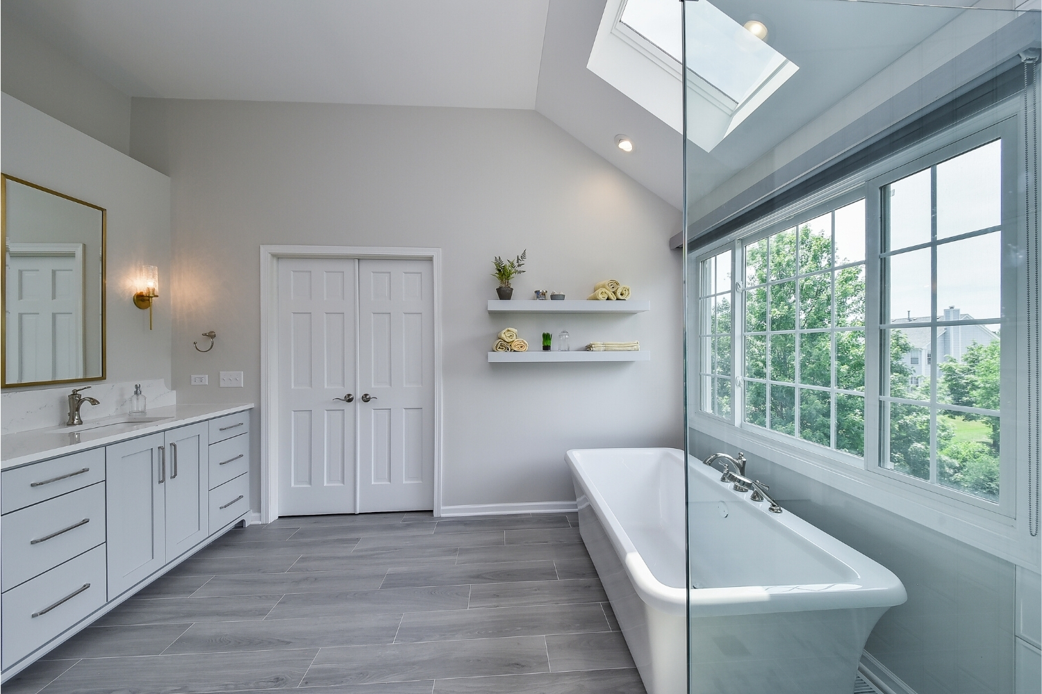 Naturally Inviting Master Bath Remodel — photo 4