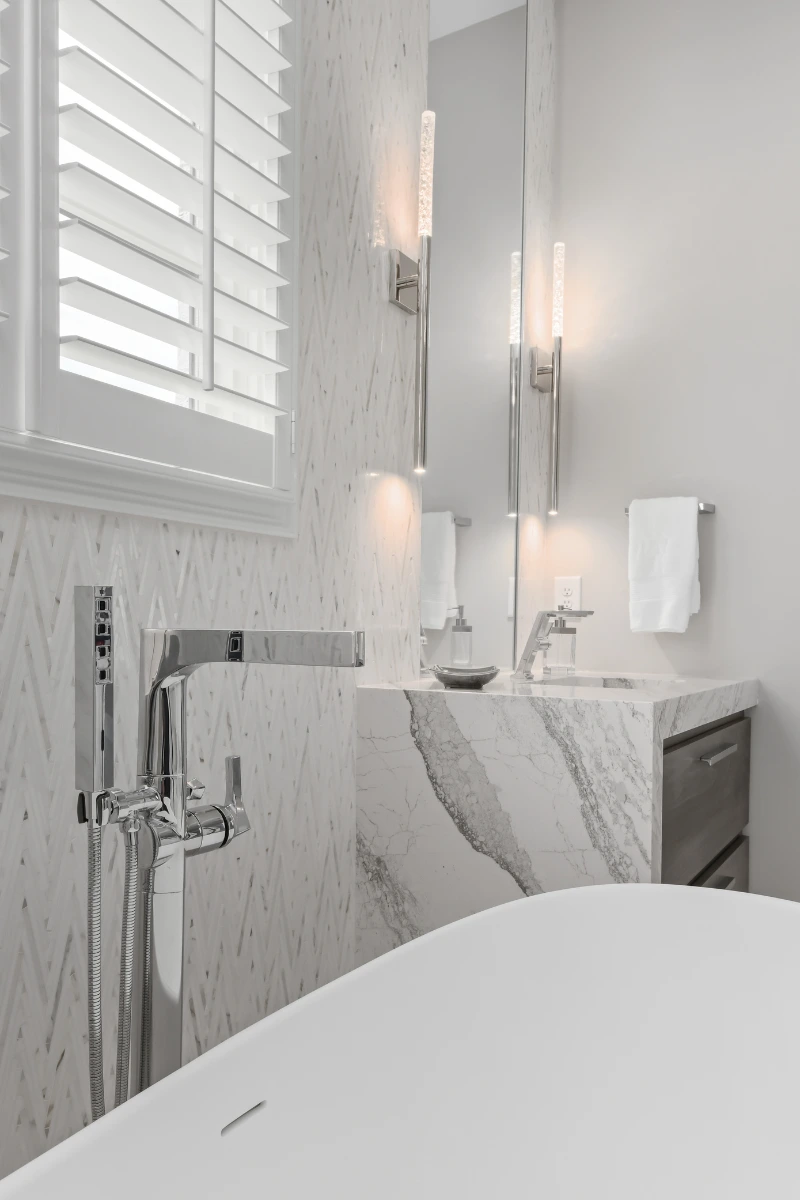 Contemporary Chic Master Bath Remodel — photo 6