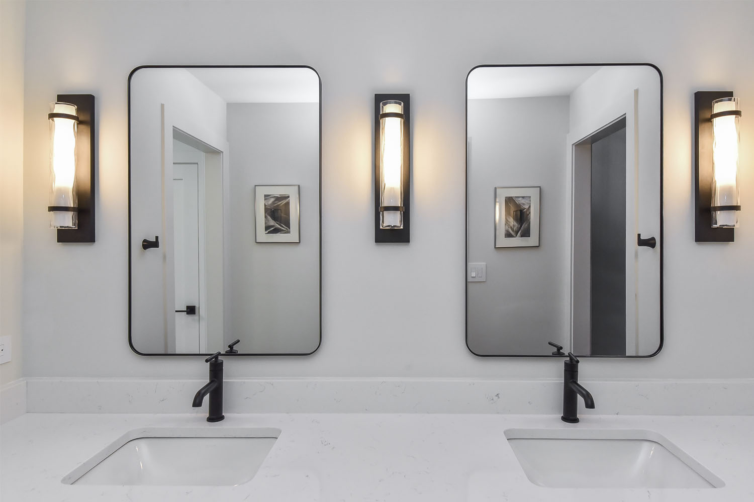 Stunningly Spa Mater Bath Remodel — photo 6