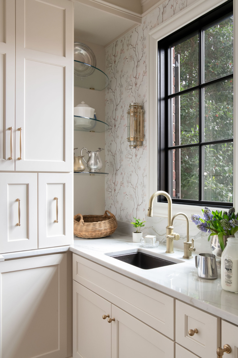Refined Contrast Kitchen Remodel — photo 6