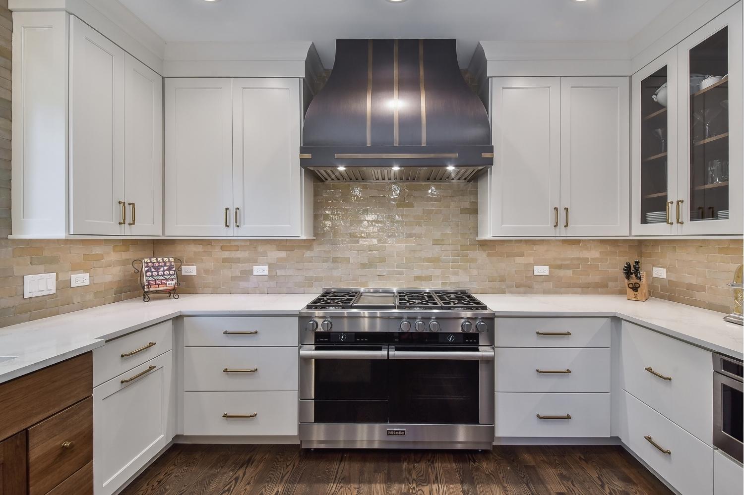 Tasteful Earthiness Kitchen Remodel — photo 7