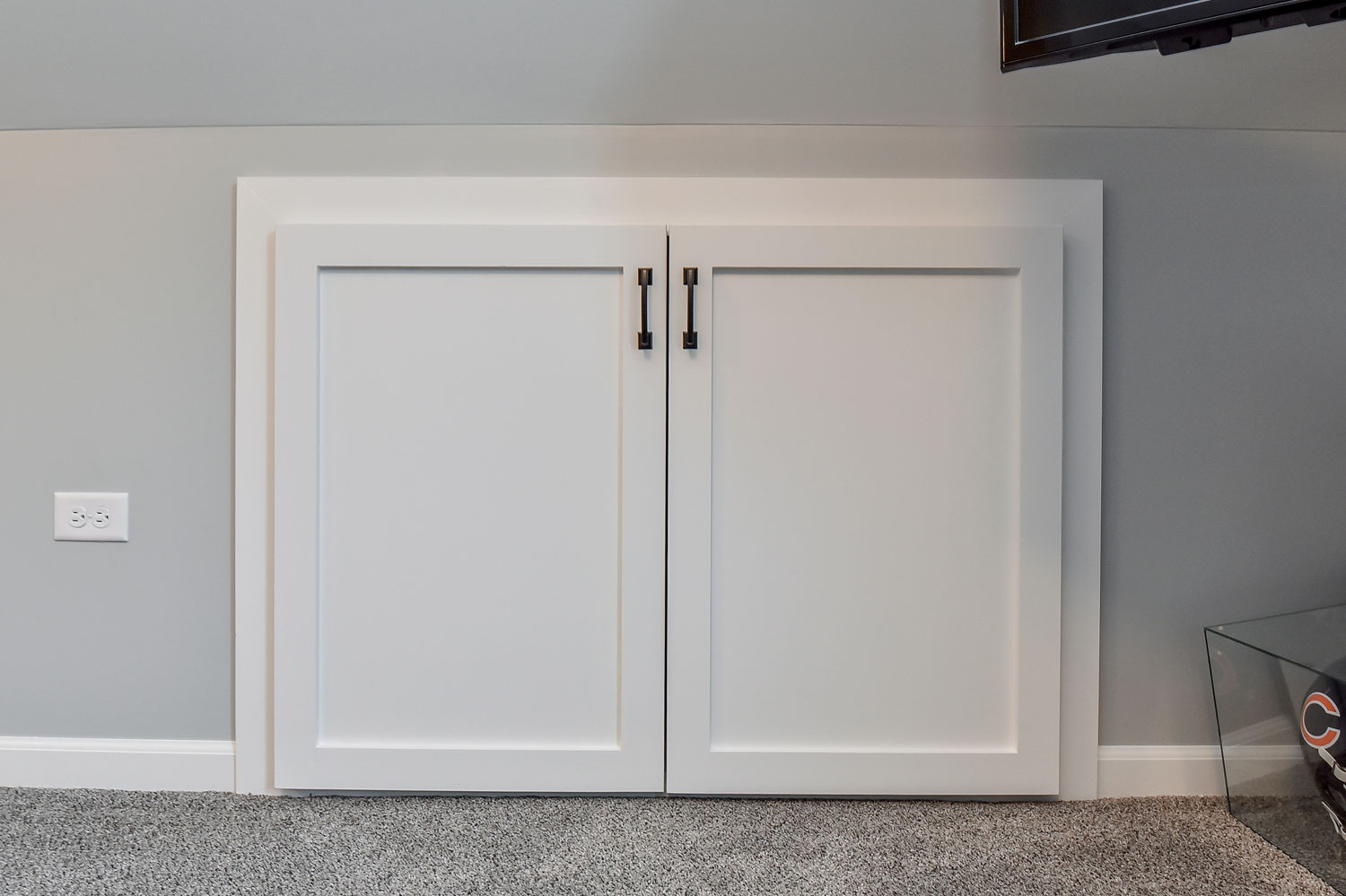 Clean Country Laundry and Mudroom Remodel — photo 7
