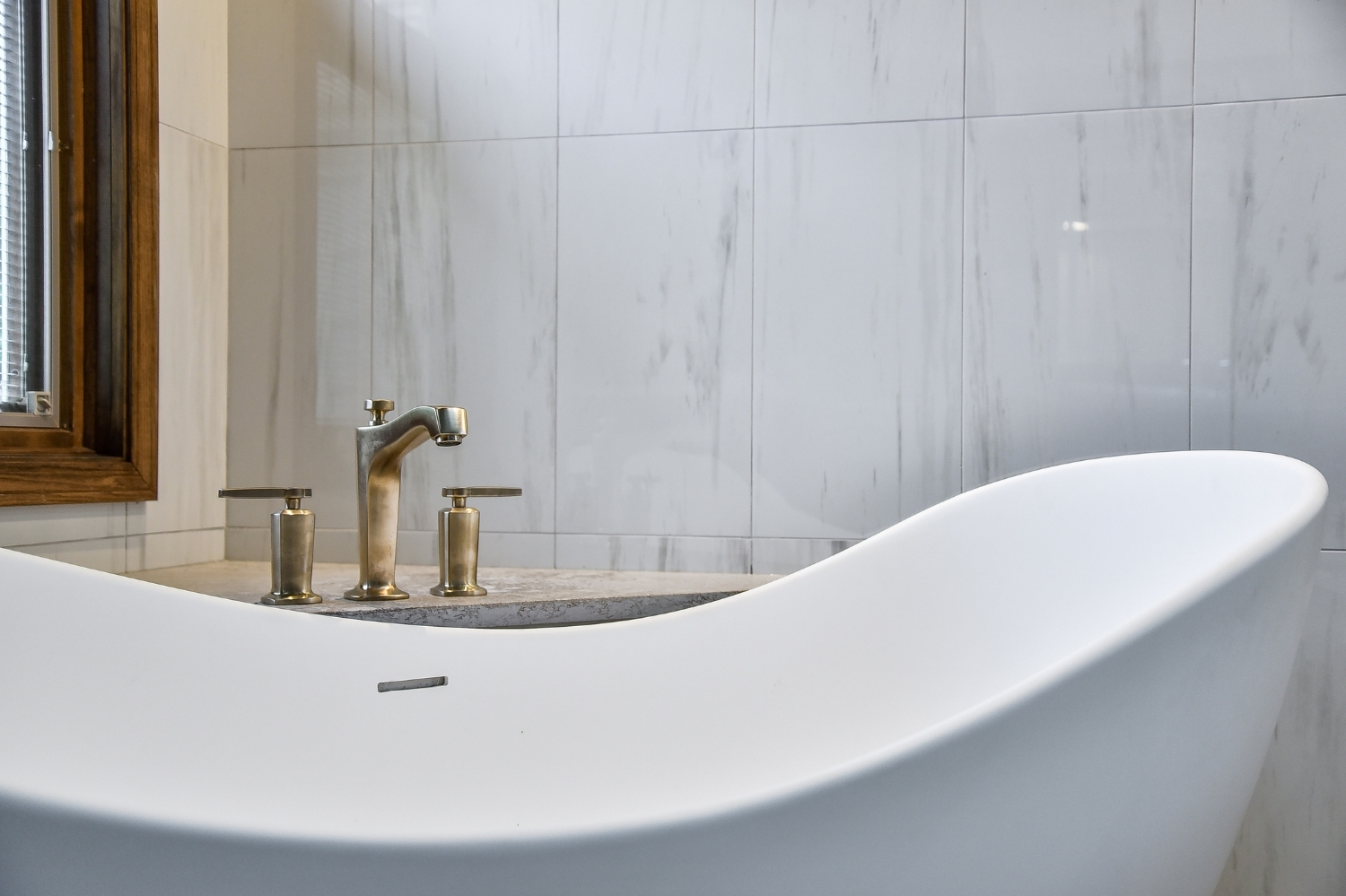 Luxury Cabin Master Bath Remodel — photo 8