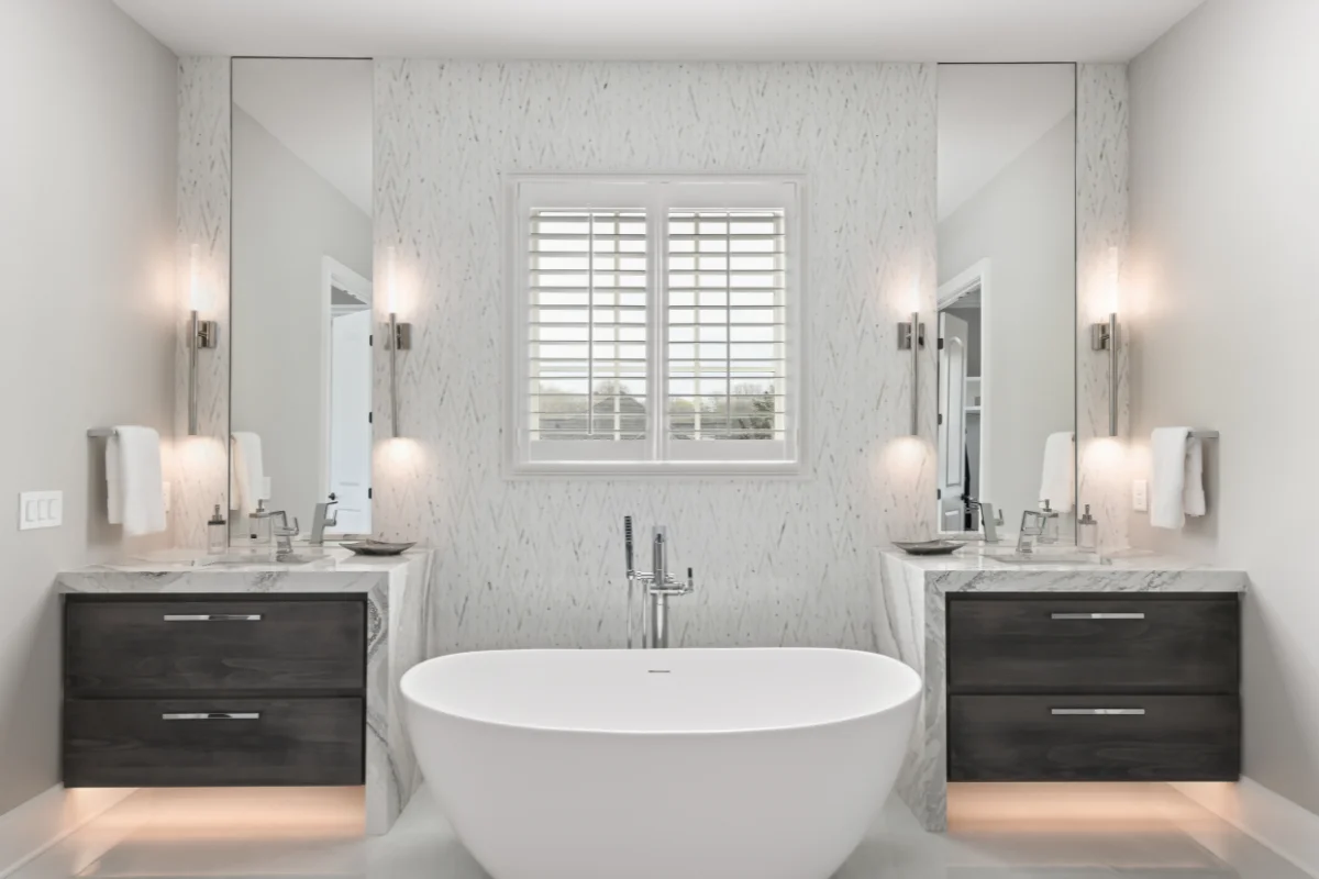 Contemporary Chic Master Bath Remodel — photo 8