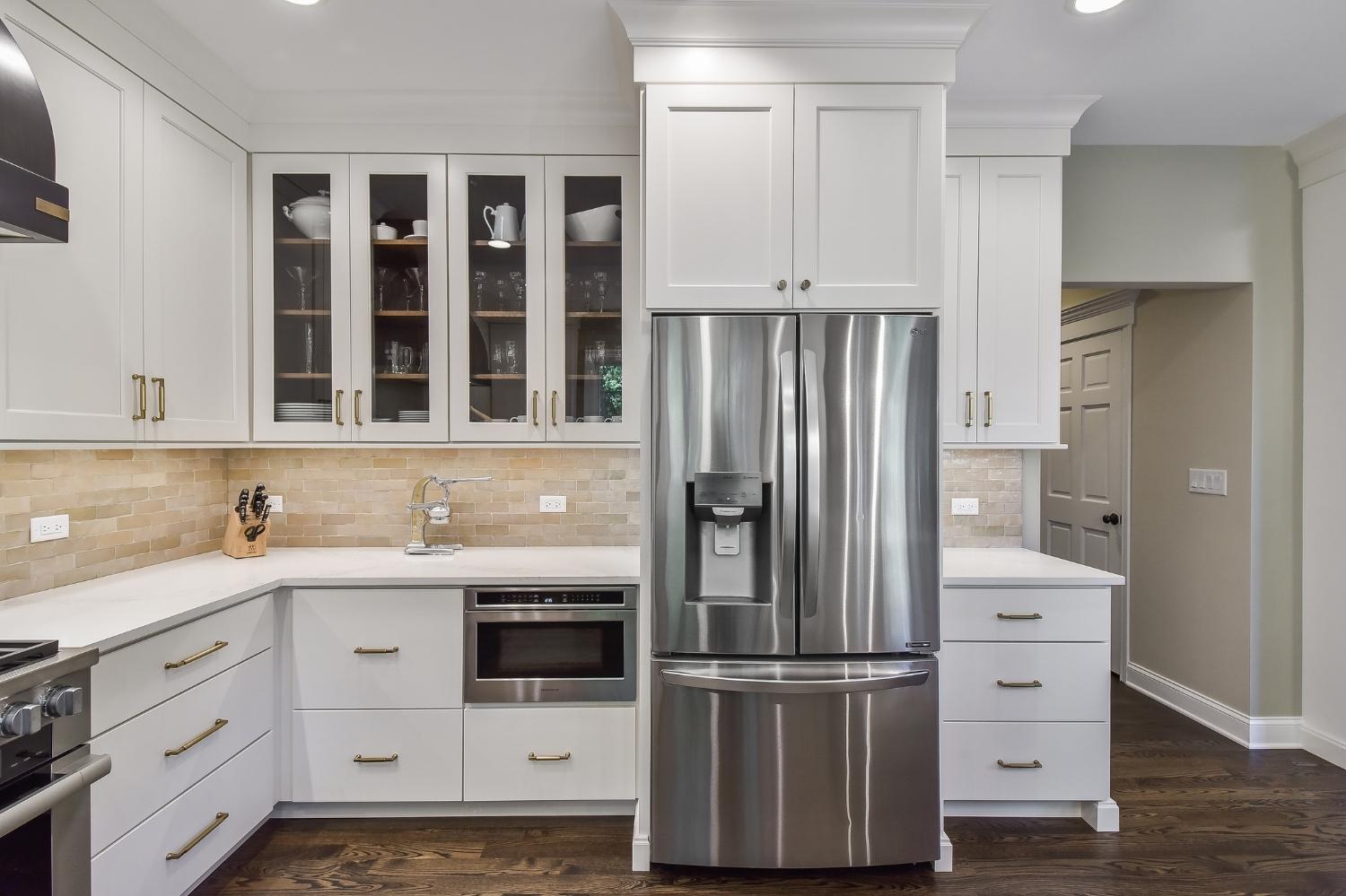 Tasteful Earthiness Kitchen Remodel — photo 8