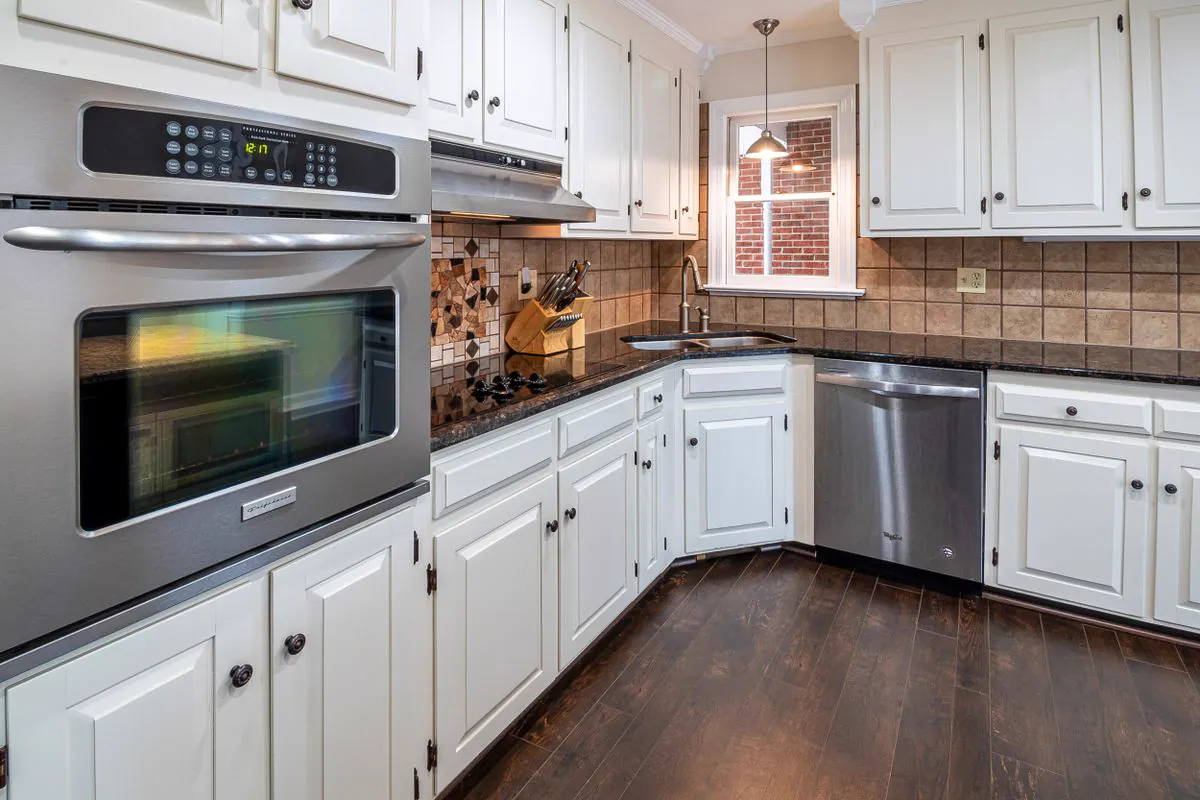 Kitchen with new cabinets