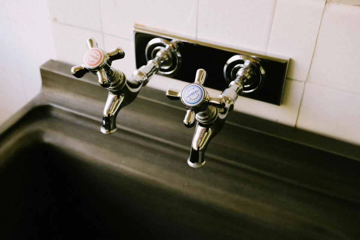 Kitchen sink and faucet