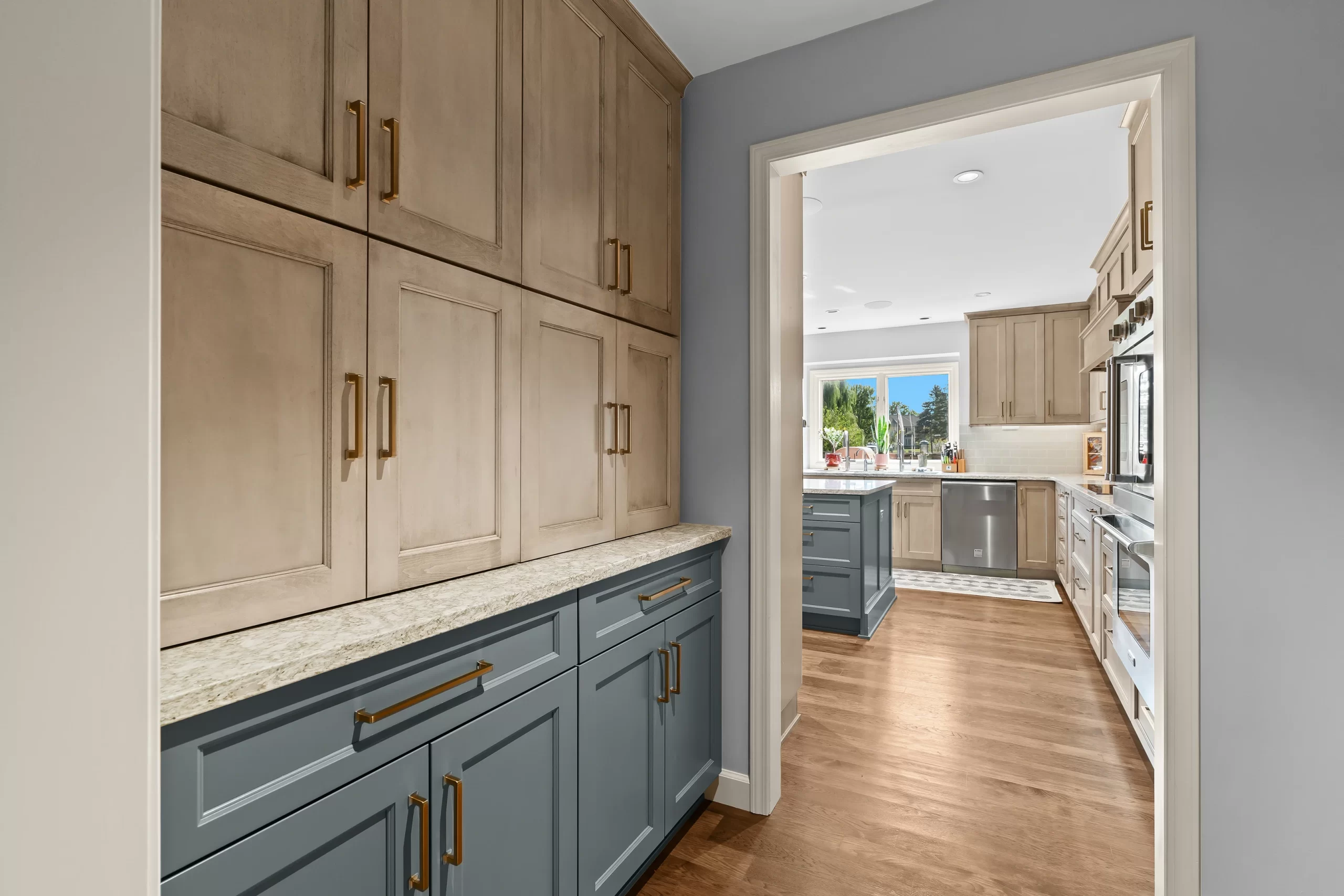 A Kitchen With Character — photo 9